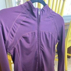 Gap fit zip up jacket